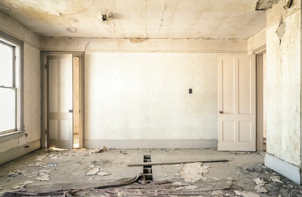 Waste disposal crew managing a cleanout project in Cedar Lake